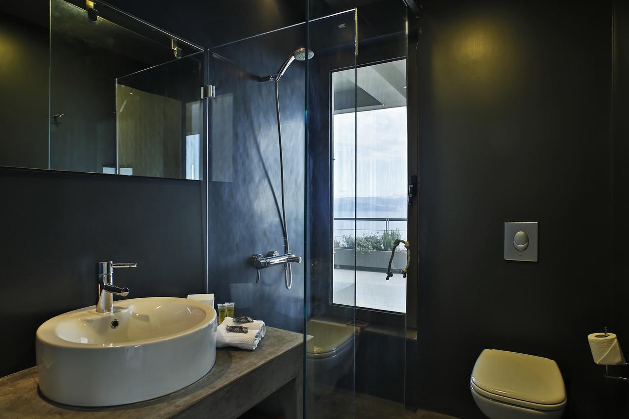 شقة Seaview Penthouse Schinias Marathón المظهر الخارجي الصورة