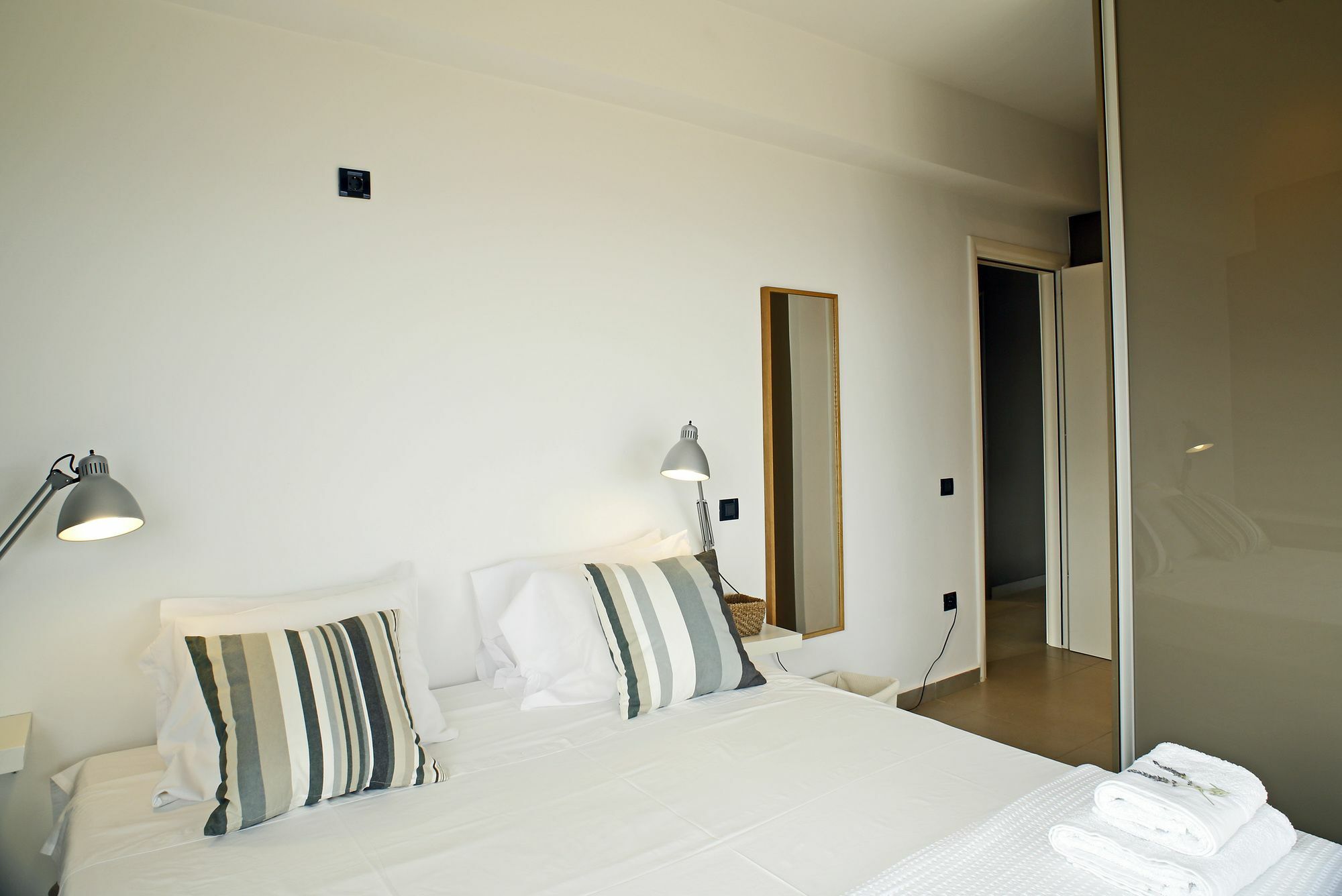 شقة Seaview Penthouse Schinias Marathón المظهر الخارجي الصورة